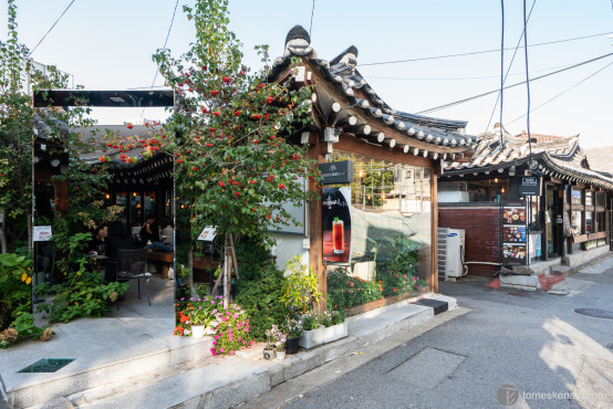 Bukchon Hanok Village, Seoul